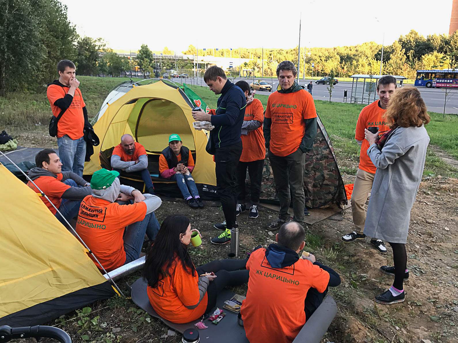 Обманутые дольщики ЖК «Царицино» вынуждены жить в палатках