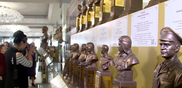 Более тысячи лет русской истории охватывают скульптуры выставки «Уникальная Россия»