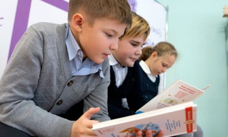 Московские школьники возглавили мировой рейтинг по качеству чтения и понимания текста